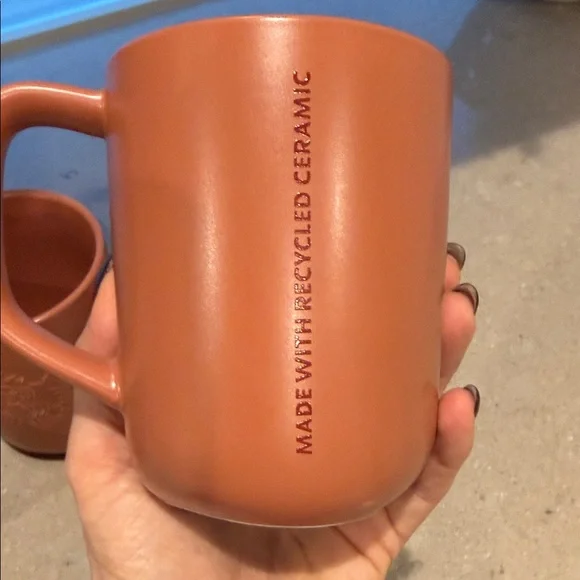 Starbucks terracotta mugs (set of 3) - Picture 9 of 11